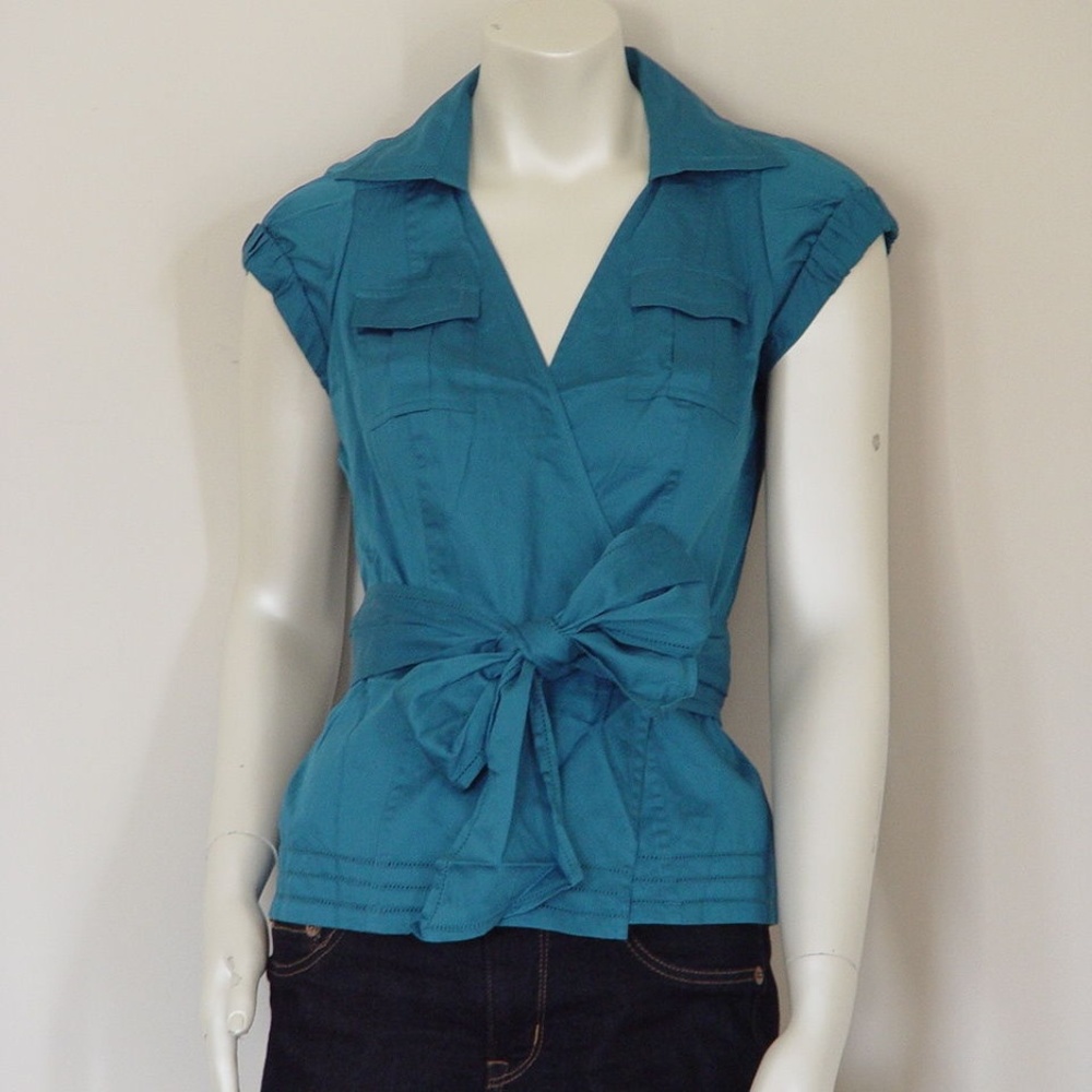 DIANE von FURSTENBERG GAINES TEAL TOP - size 2
